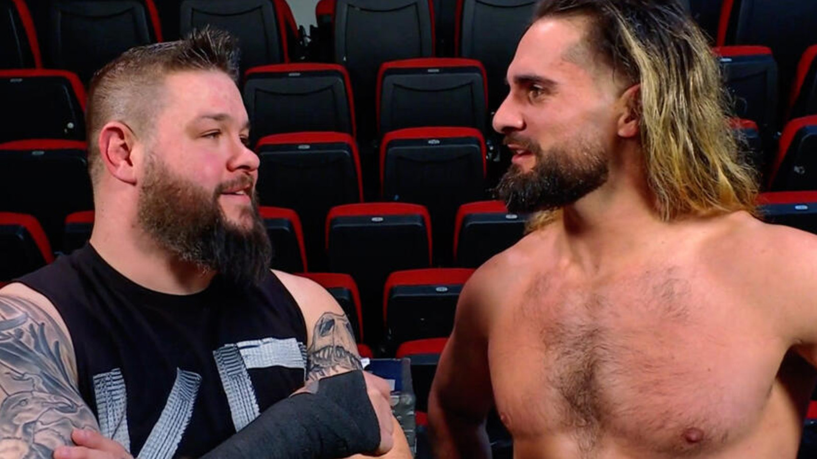 Kevin Owens tiene una pregunta urgente para Seth Rollins después del segmento de apertura RAW de la WWE