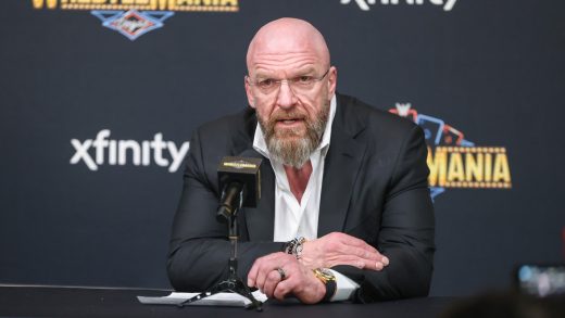 La estrella de la WWE superior potencialmente herida después de la tabla perdida en la reacción violenta