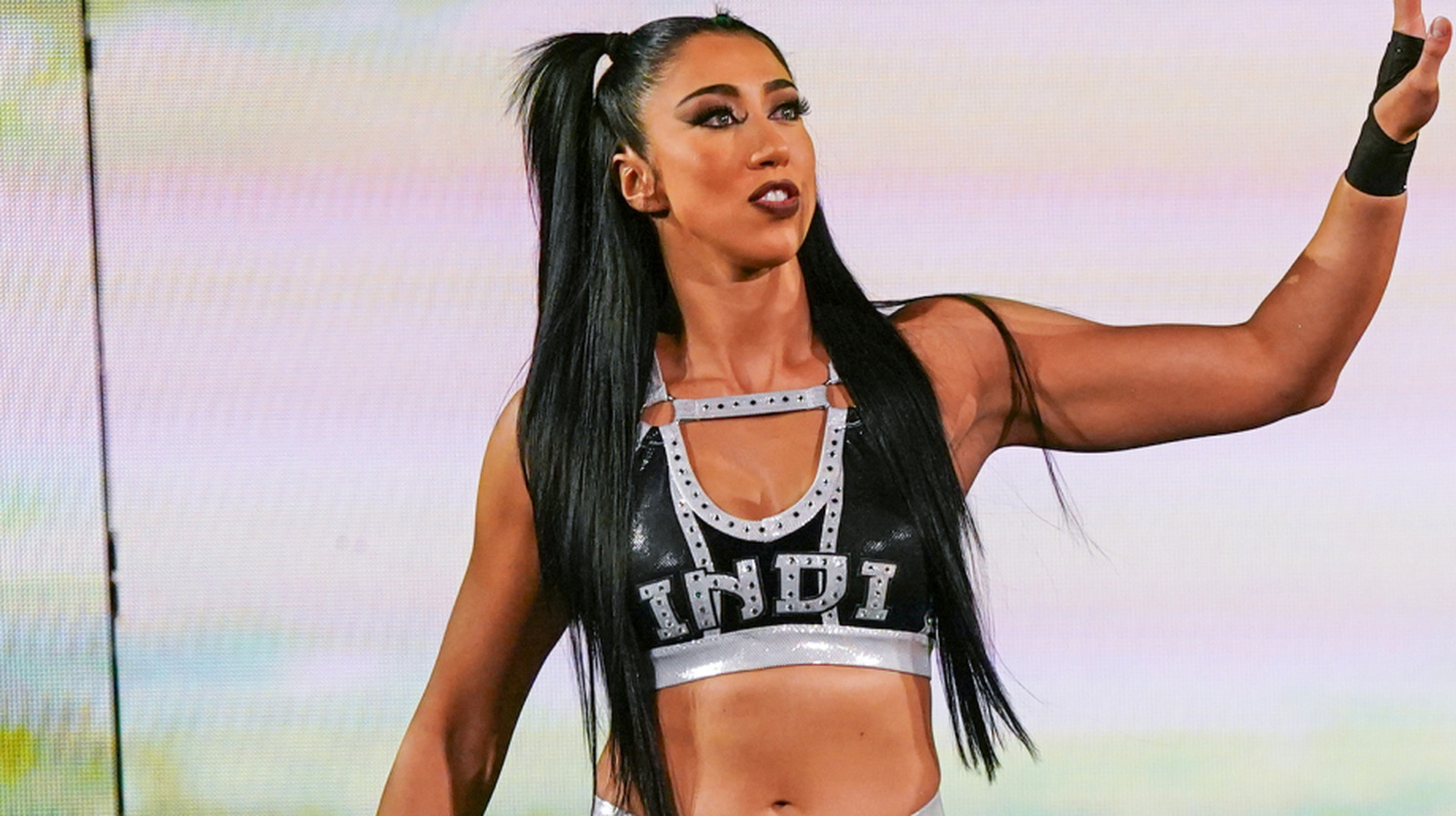 La ex estrella de la WWE, Indi Hartwell, explica lo que desea haber hecho más