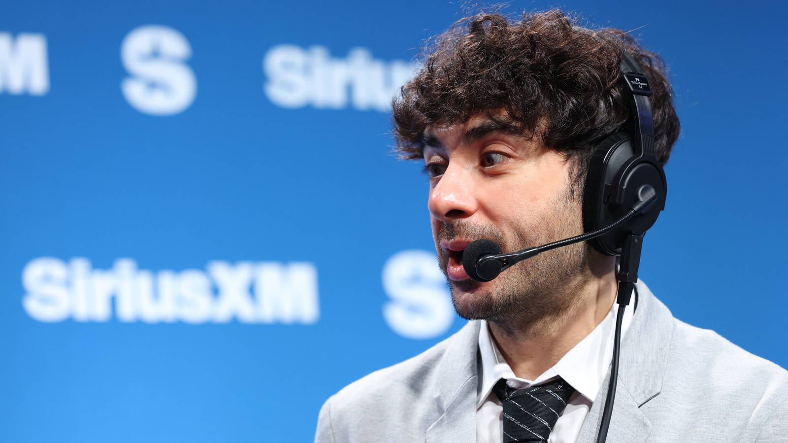 La transmisión de colisión AEW termina abruptamente 30 minutos antes debido a 'dificultades técnicas'