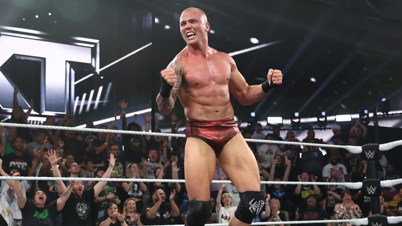 Myles de WWE Borne corta la promoción ardiente detrás del escenario después de NXT