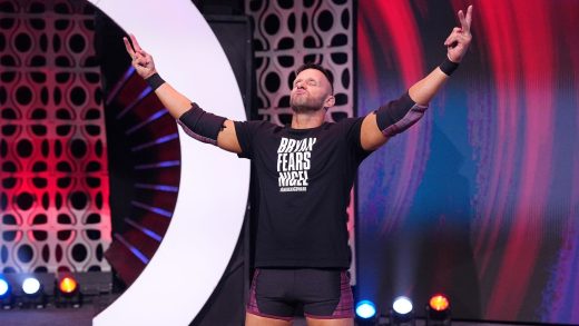 Nigel McGuinness elimina los auriculares para luchar contra FTR en el evento principal de Caotic Aew Collision
