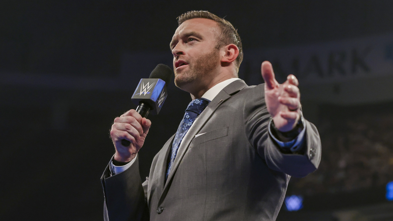 Según los informes, la estrella de la WWE, la WWE Smackdown de esta noche, no está en el backstage