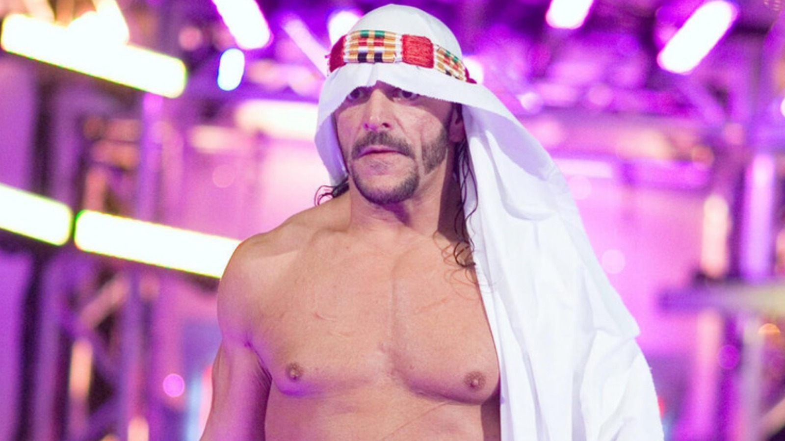 Tony Schiavone de AEW paga un tributo conmovedor pero humorístico a la leyenda de ECW Sabu