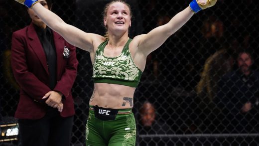 Valentina Shevchenko tiene un kit de pelea de dragón personalizado para UFC 315