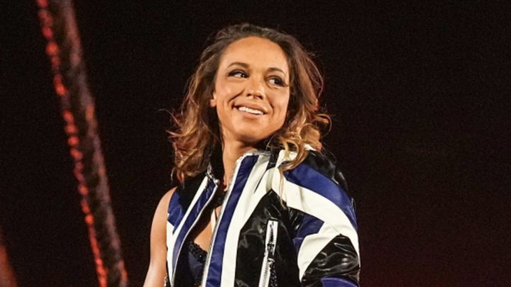 Zoey Stark reacciona a la efusión de apoyo después de la lesión cruda de la WWE