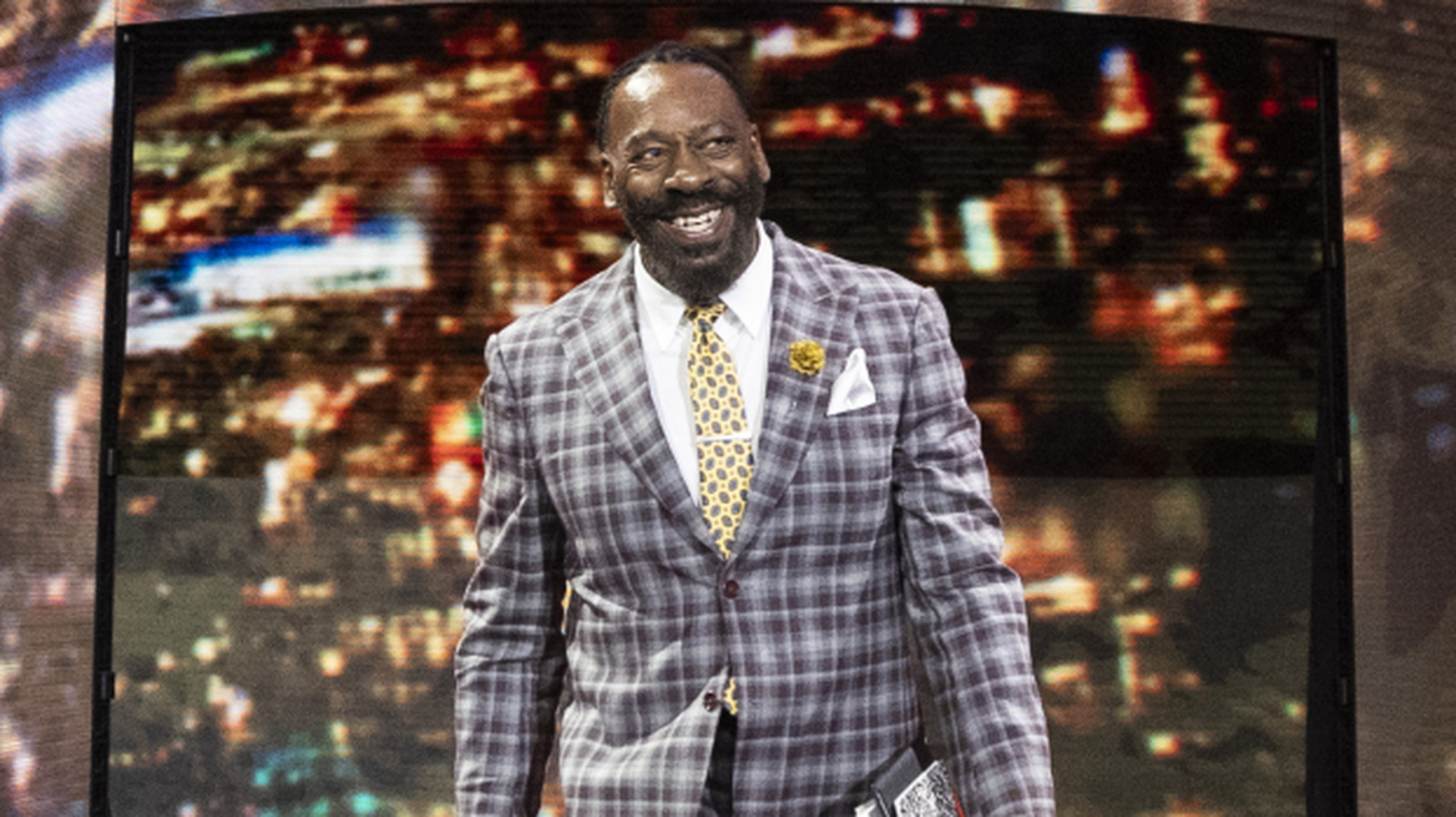 Booker T señala el aspecto 'injusto' de la temporada 2 de la WWE LFG