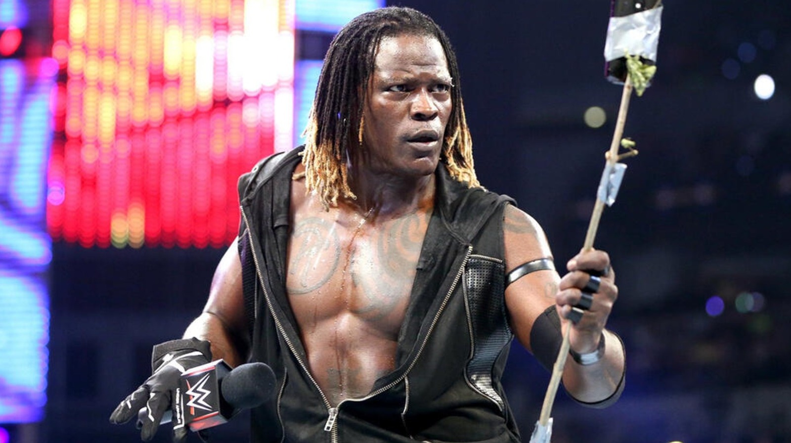 Dave Meltzer explica la justificación detrás de la salida de la WWE de R-Truth