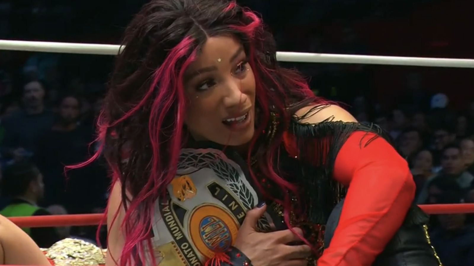 El campeón AEW TBS Mercedes Mone gana CMLL World Women's Title