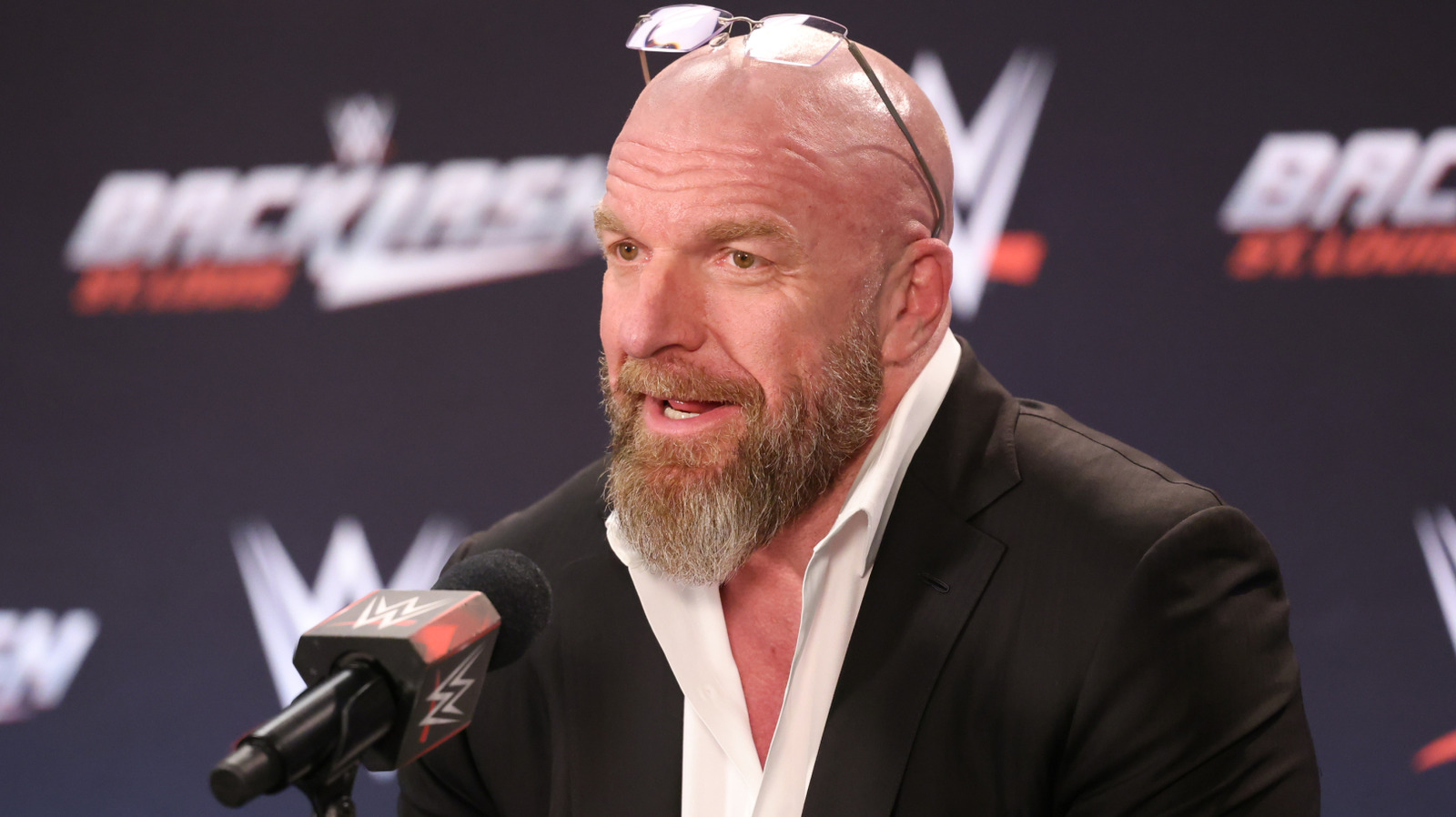 Informe entre los comentarios sobre el comentario de WWE Worlds, posible veterano WCW y TNA