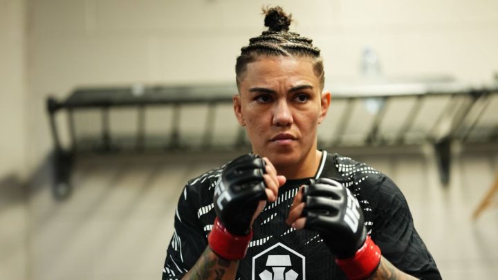 Jessica Andrade vuelve al peso de paja para la lucha de UFC 319 con Loopy Godinez