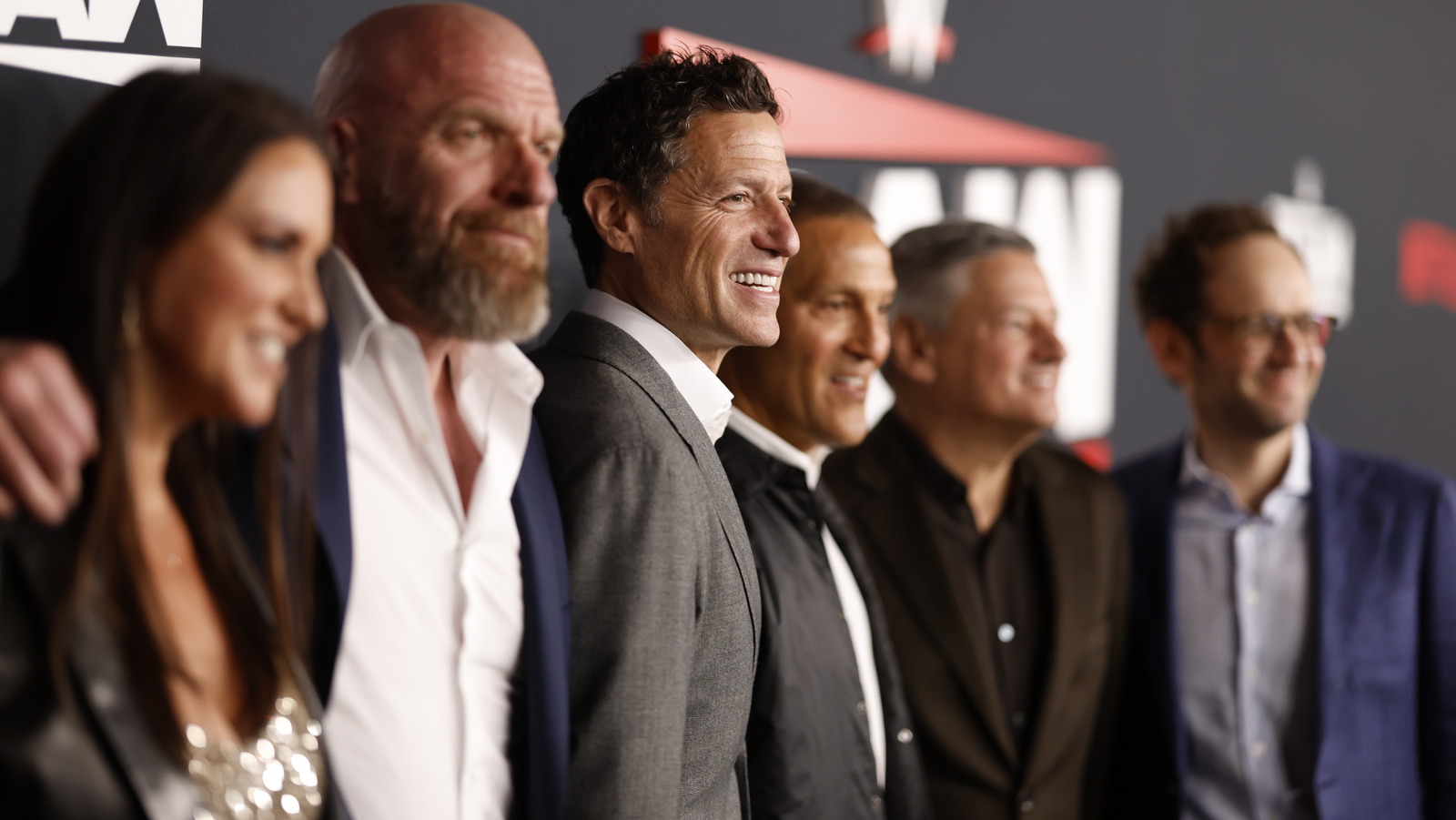 La empresa matriz de WWE TKO emite memorando en respuesta a la prohibición de viajes del gobierno de los Estados Unidos