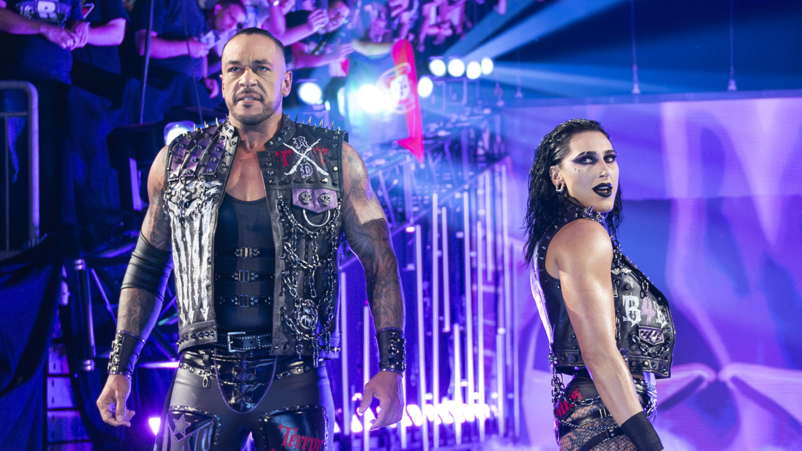 La estrella de la WWE, Damian Priest, cuenta convertirse en amiga con su compañero Terror Twin Rhea Ripley