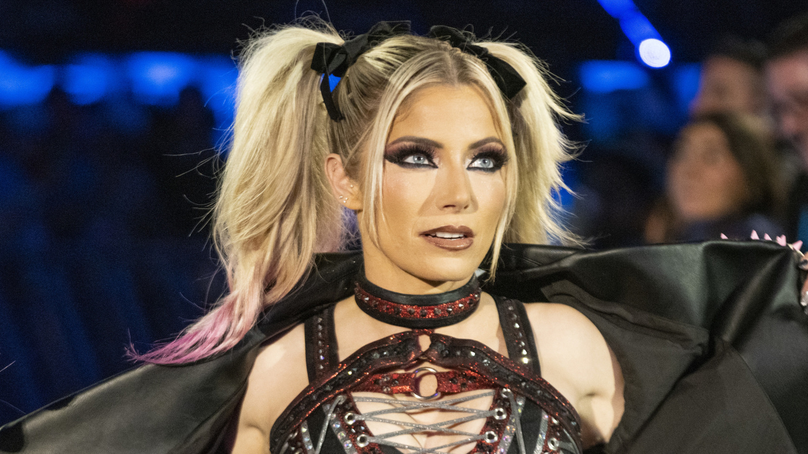 La razón conmovedora Alexa Bliss rompió el personaje