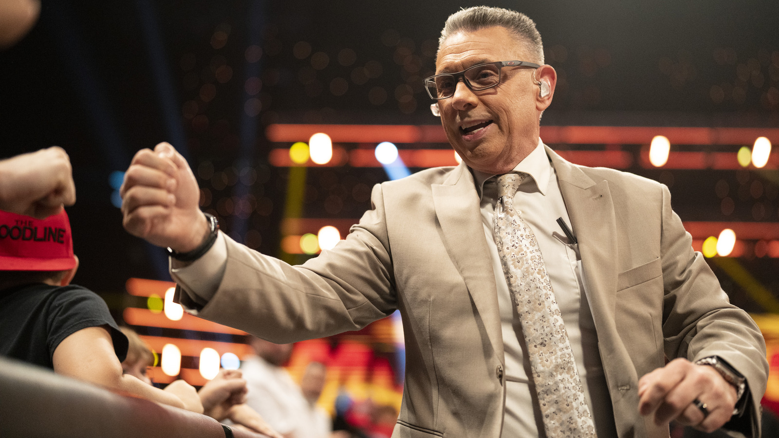 Michael Cole confirma la fecha de WWE Smackdown regresa a ser una transmisión de dos horas