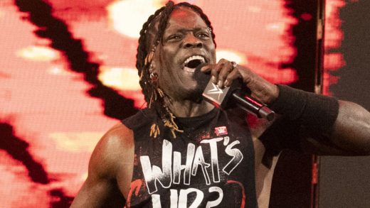 Nic Nemeth Extols's R-Truth de WWE, desempaqueta las implicaciones de que el contrato no se renueve