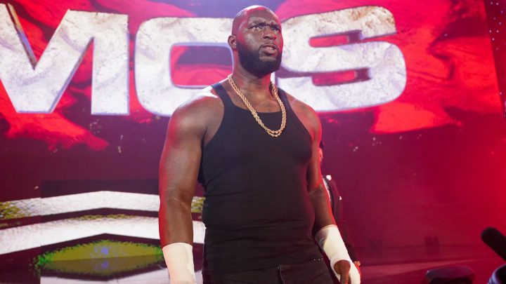 OMOS masivo revela qué legendarios gigantes de la WWE son realmente más alto que