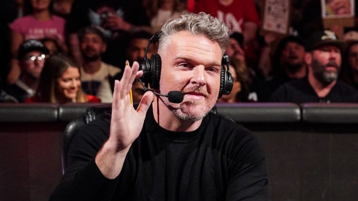 Pat McAfee se abre sobre la continua ausencia de WWE Raw