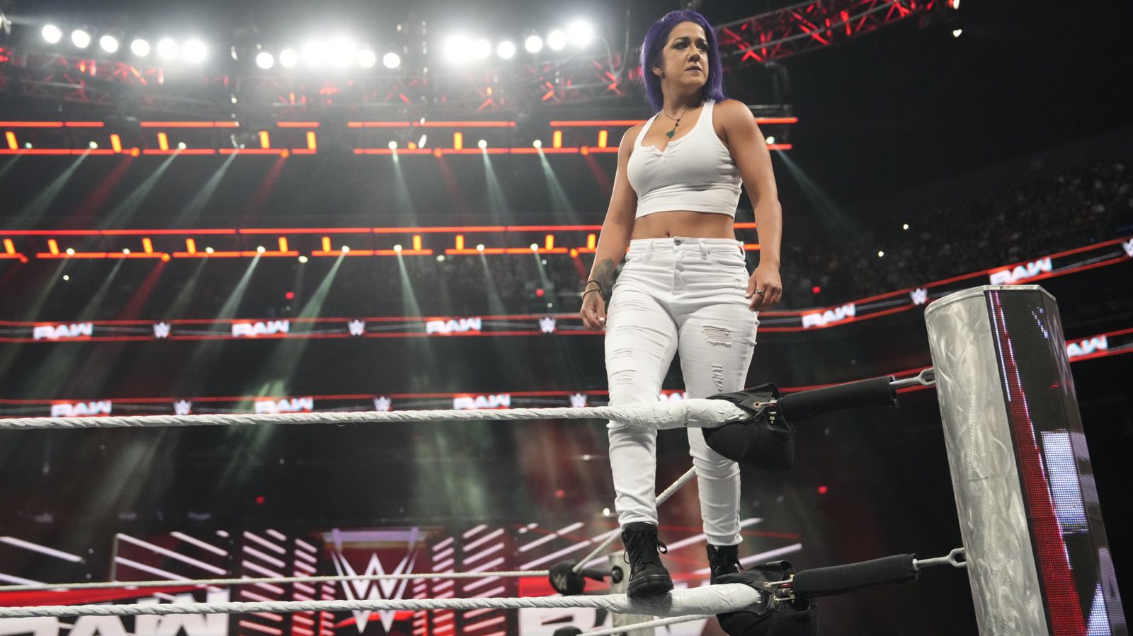 Resultados de WWE RAW 6/16 - Escuchamos de Bayley, Liv Morgan choca con Kairi Sane y más