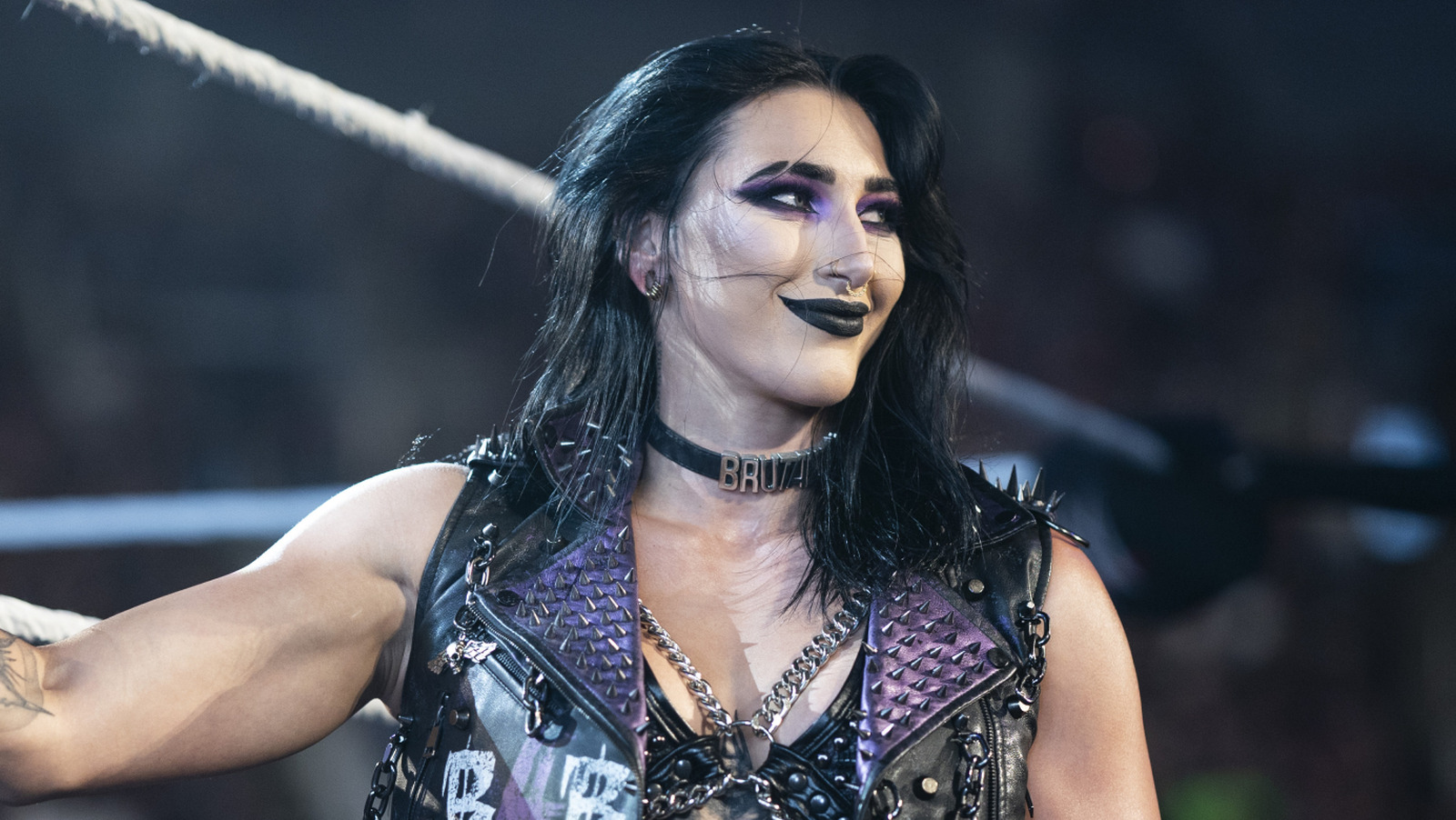 Rhea Ripley comenta sobre tener que adaptarse a la lesión de Zoey Stark en tiempo real en WWE Raw