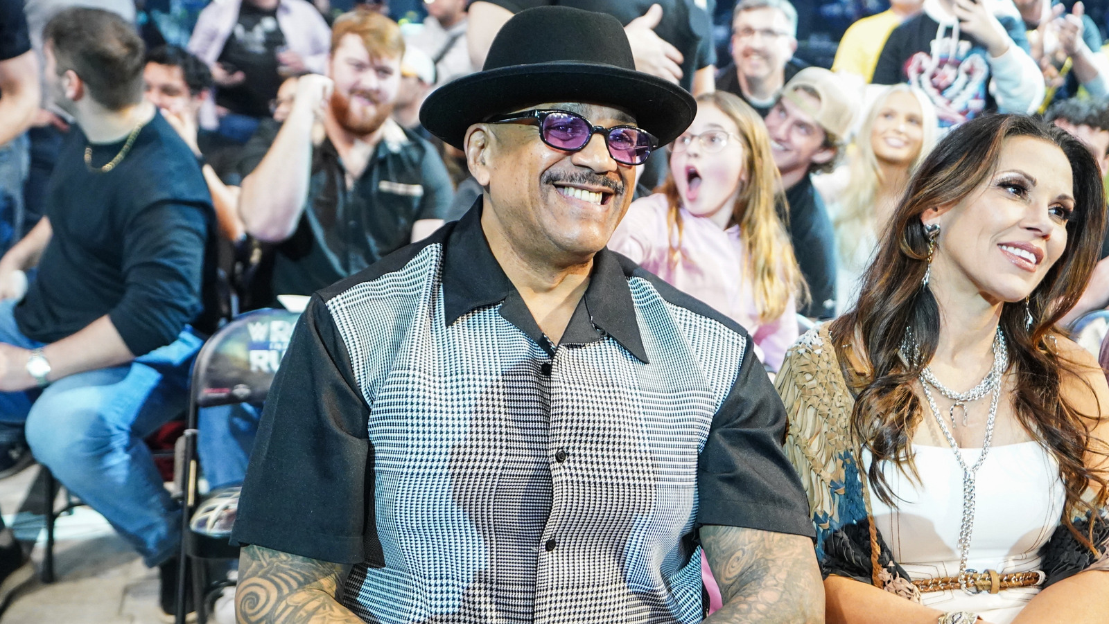 Salón de la Fama de la WWE El Padrino comparte una actualización después de un grave accidente automovilístico