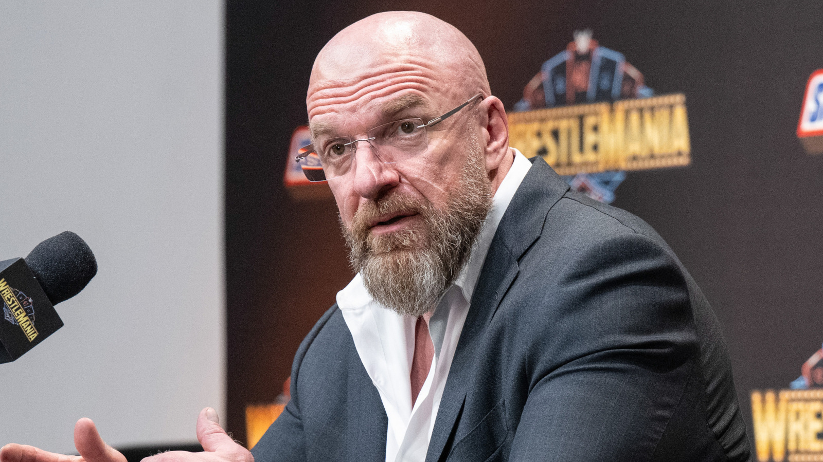 Según los informes, el avión que transporta estrellas de la WWE para la noche de los campeones despega para Arabia Saudita