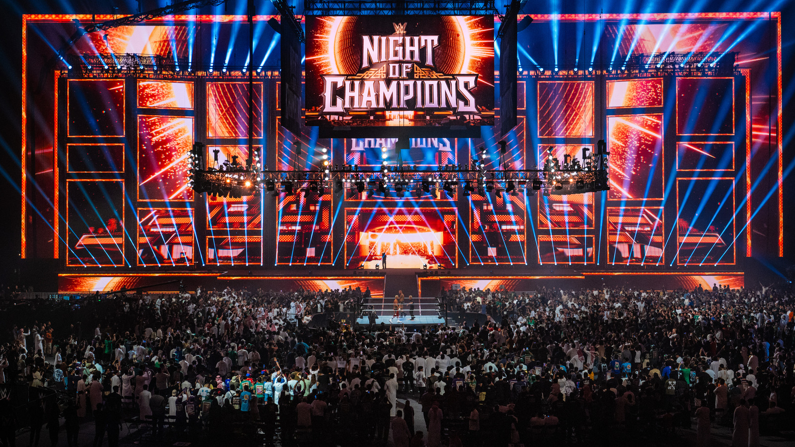 Según los informes, el vuelo de talento de la WWE despega de Arabia Saudita después de la noche de campeones