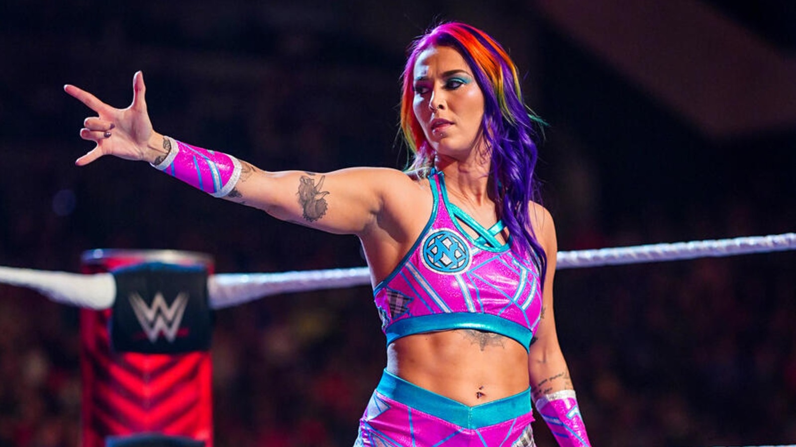 Tegan Nox dice que ve a estas ex estrellas de la WWE a menudo