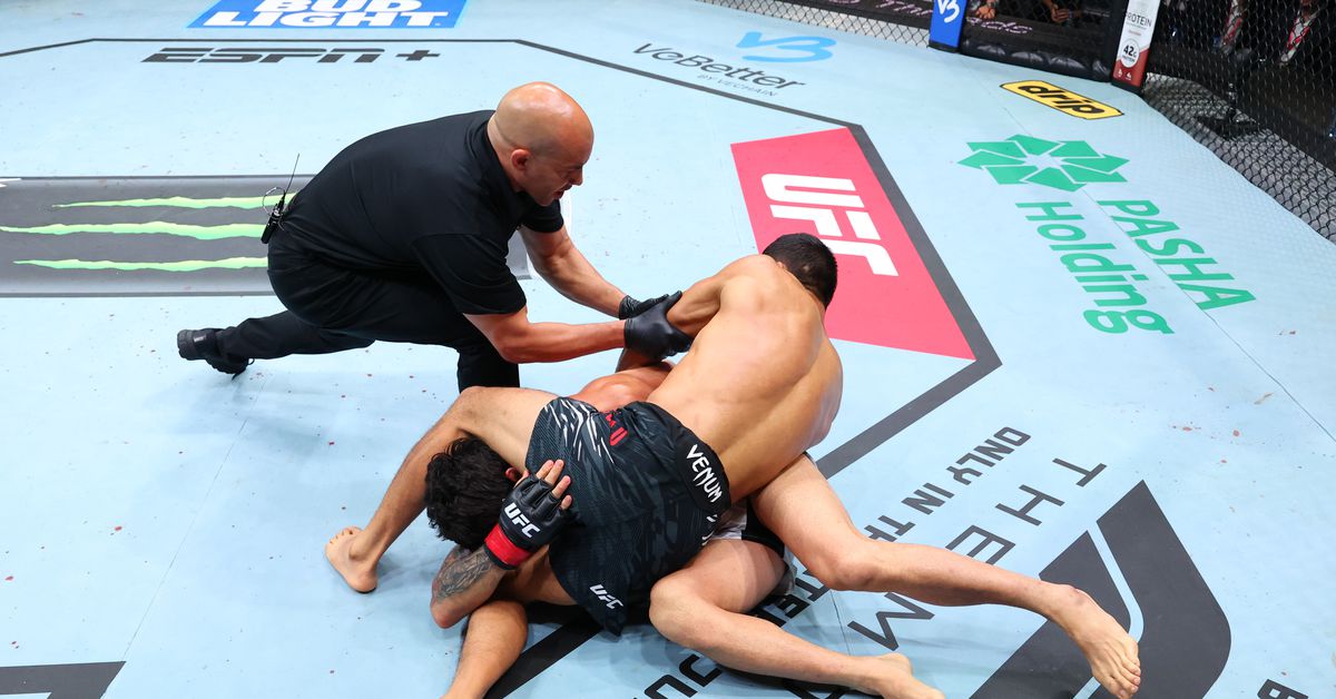 UFC Baku Video: Myktybek Orolbai Sicks Tofiq Musayev's Homecoming, termina con la desagradable sumisión de Kimura