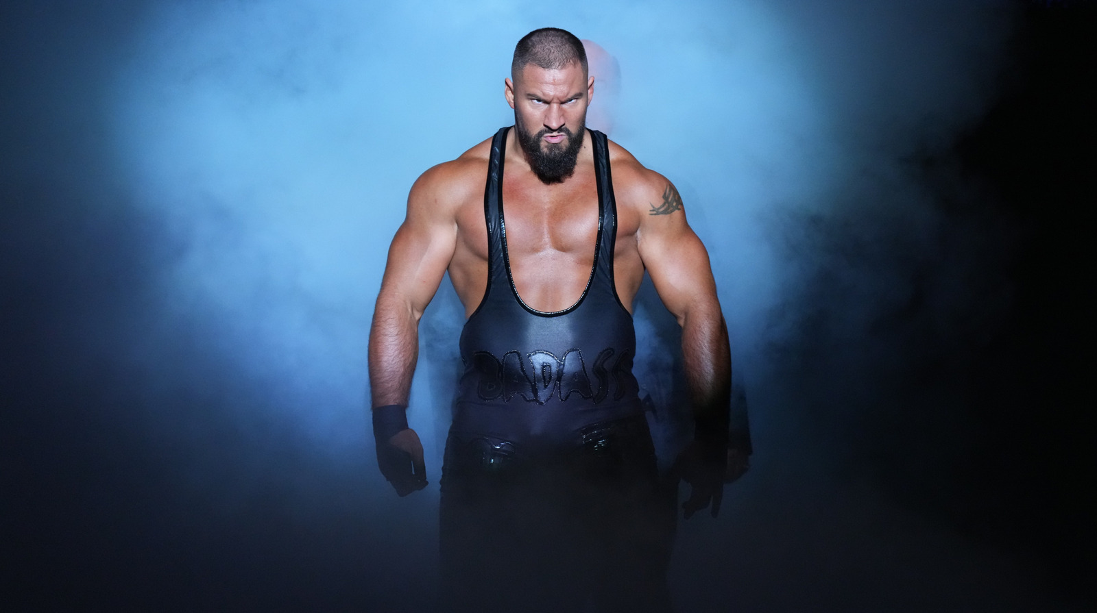 WWE Hofer The Undertaker gracias Bron Breakker por 'mantener lo real en la lucha libre'