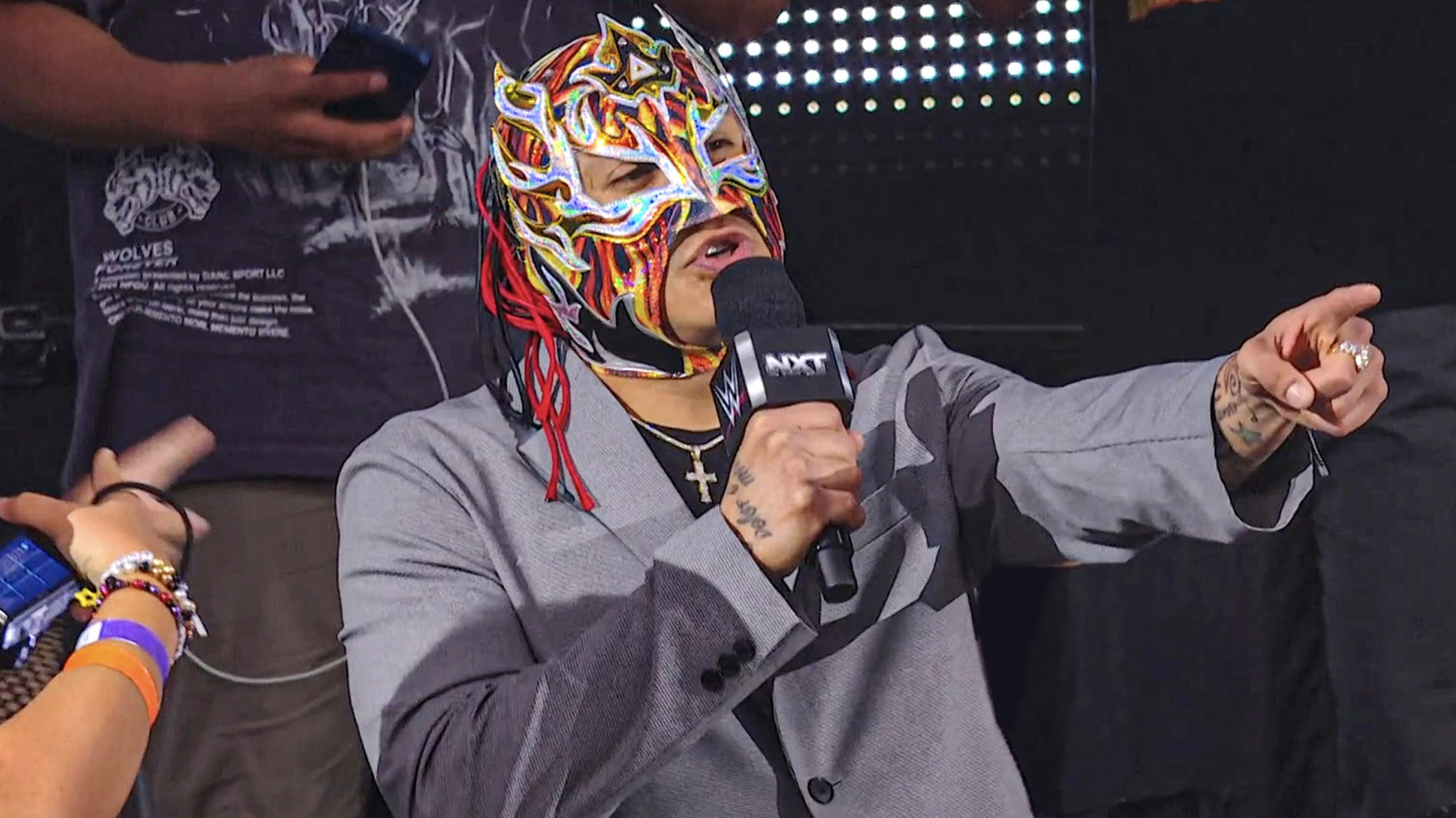 WWE Worlds colide resultados 6/7