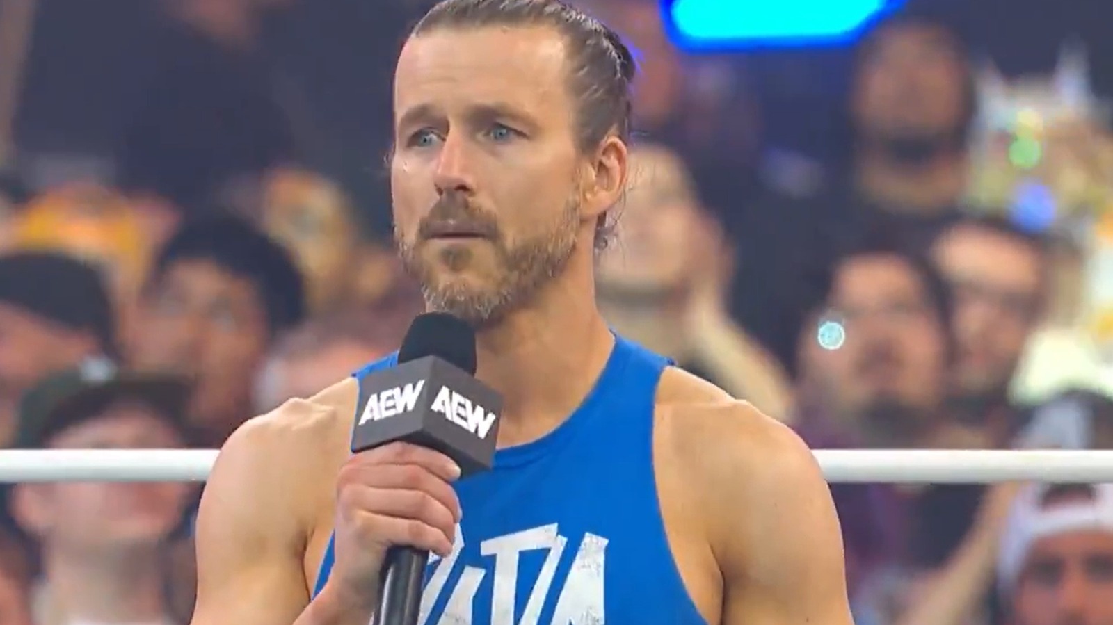 Adam Cole se despide de AEW All en la multitud de 2025, dice que se irá por mucho tiempo