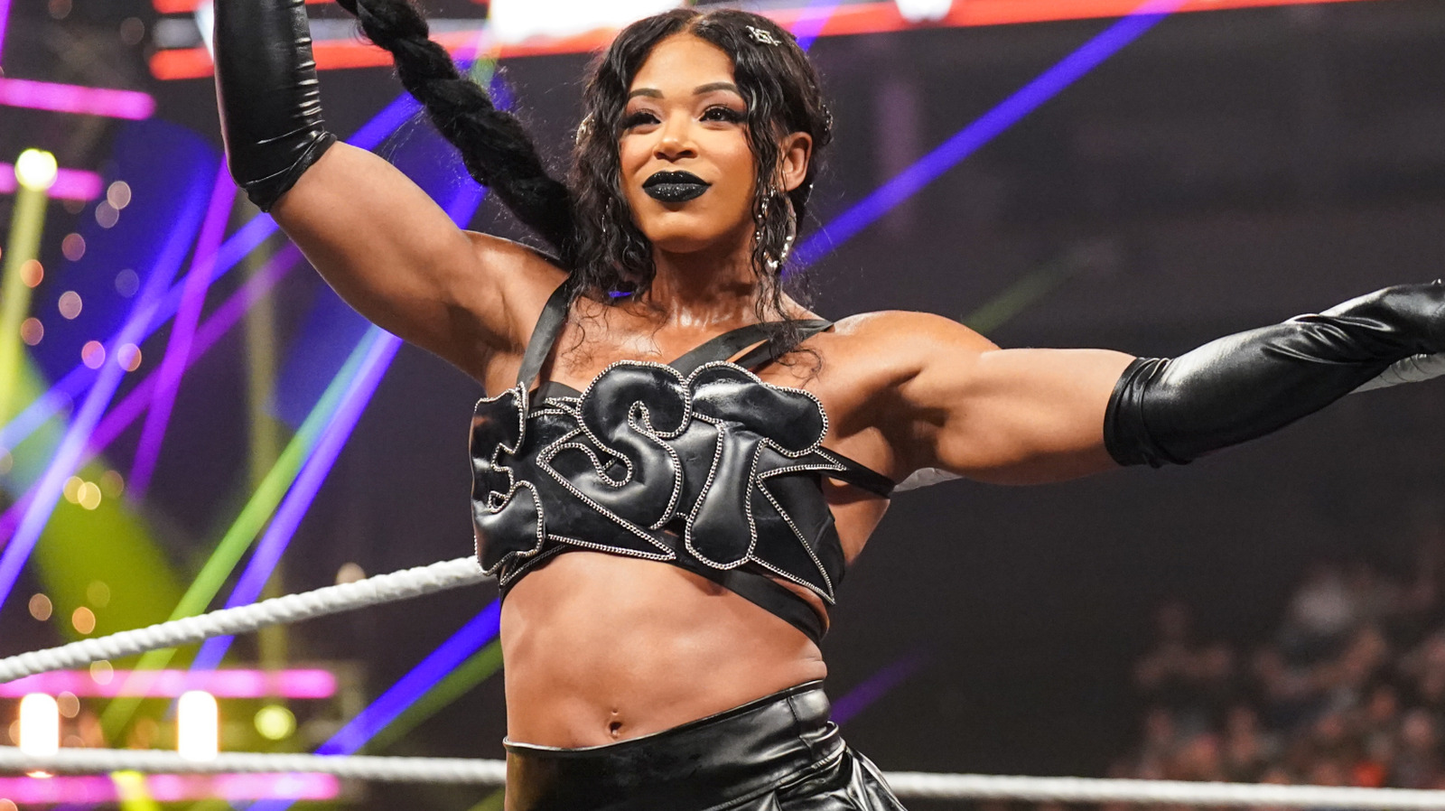 Bianca Belair comparte Backstage Moment con WWE Legend Jazz de Evolution 2025