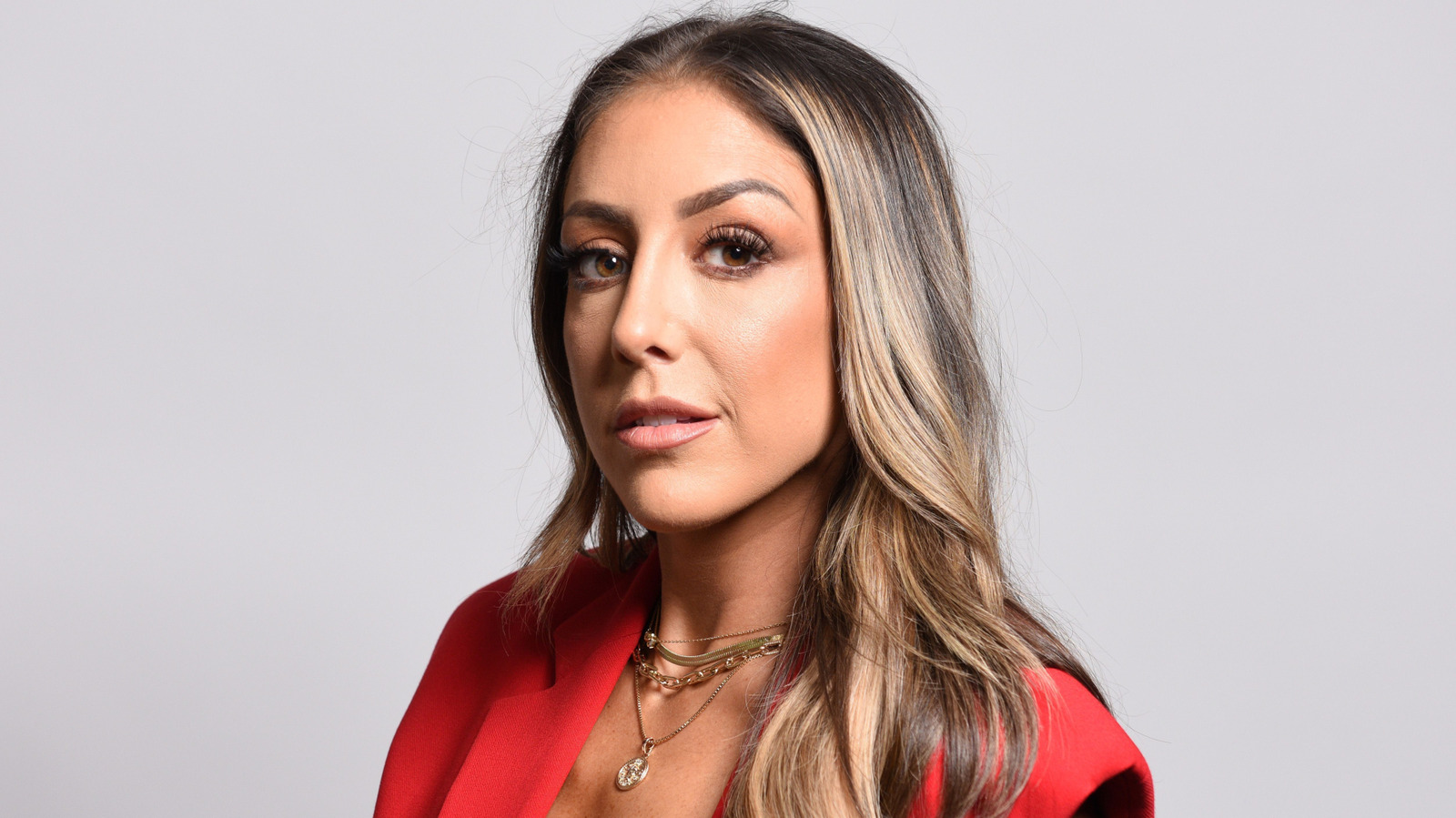 Britt Baker, otras estrellas AEW responden al anuncio de Adam Cole Health en 2025