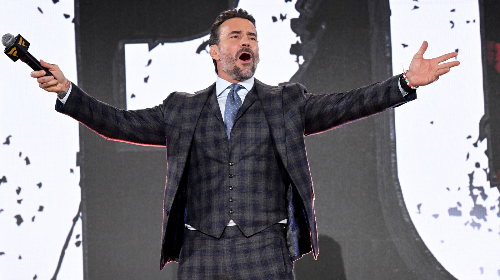 CM Punk revela que el ex luchador de la WWE convertido en Hollywood Star se ha convertido en mentor en funciones