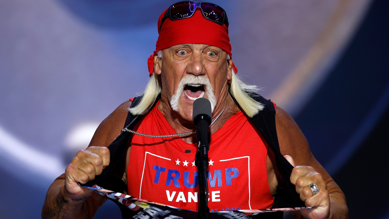Donald Trump rinde homenaje a Hulk Hogan, dice que el compañero WWE Hofer 'fue MAGA todo el camino'