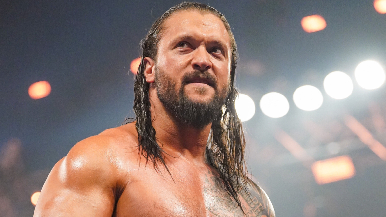 El obispo Dyer describe la 'situación funky' de WWE Karrion Kross está en