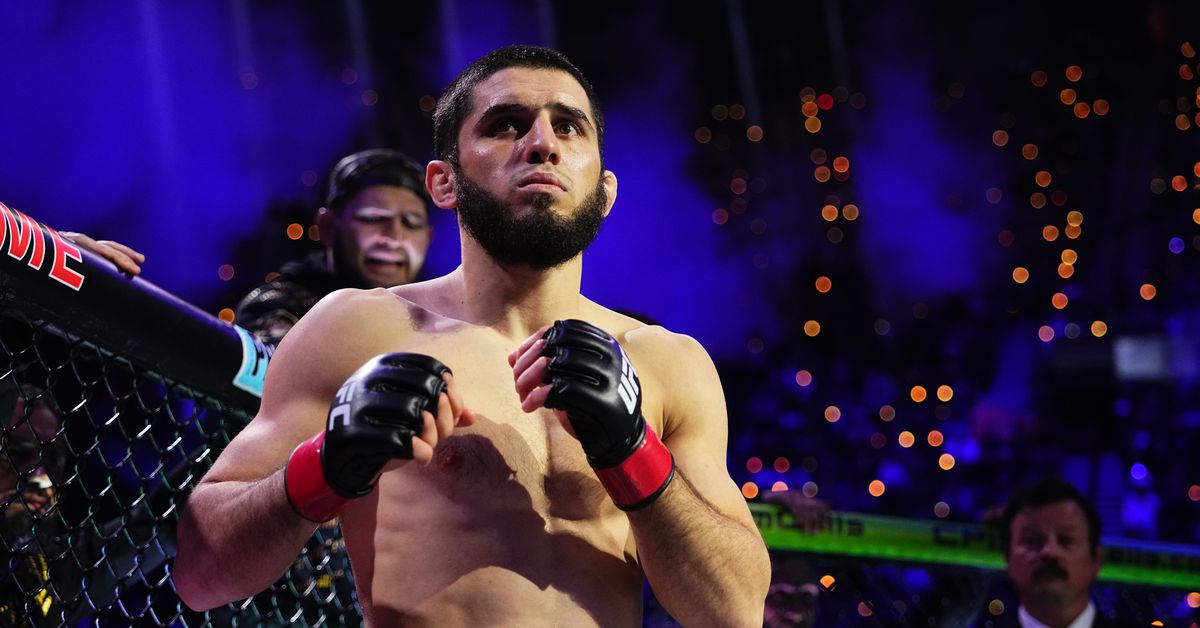 Islam Makhachev reacciona a Ilia Topuria saltándolo en el ranking de UFC, se burla de la próxima pelea