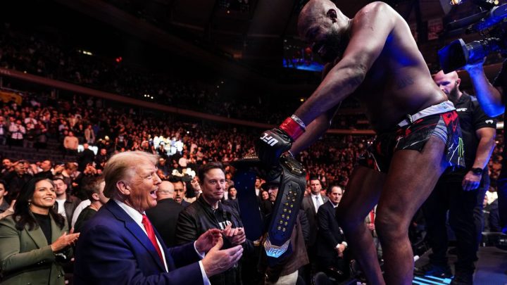 Jon Jones afirma que ha vuelto a entrar en la piscina de pruebas de drogas antes del evento propuesto de la Casa Blanca de UFC