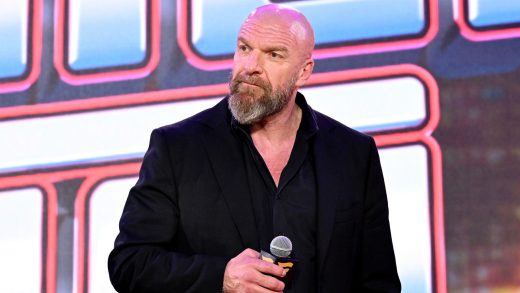 La idea de Dave Meltzer Detalles 'Complete Bulls ***' presentada en WWE Unreal