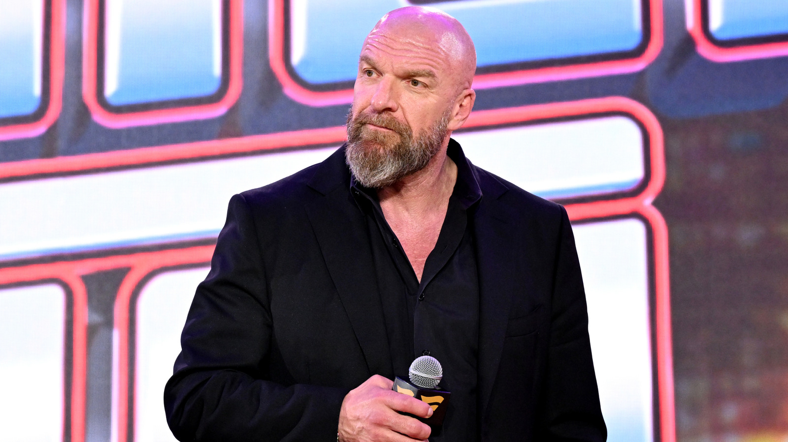 La idea de Dave Meltzer Detalles 'Complete Bulls ***' presentada en WWE Unreal