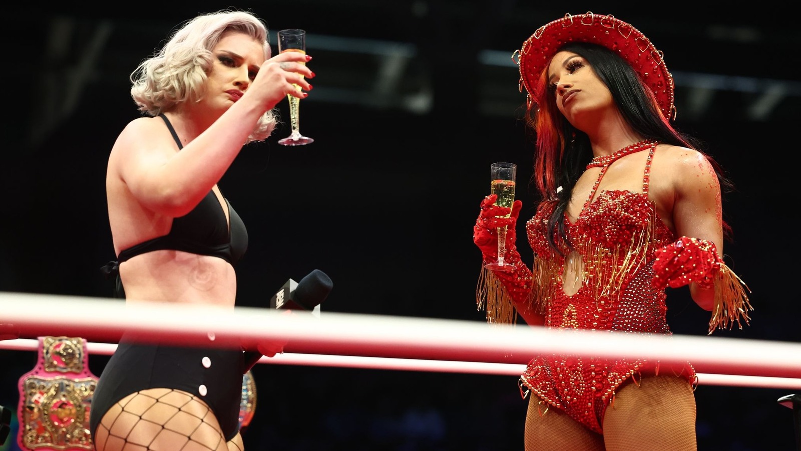 Los 5 partidos femeninos más históricos en historia aw