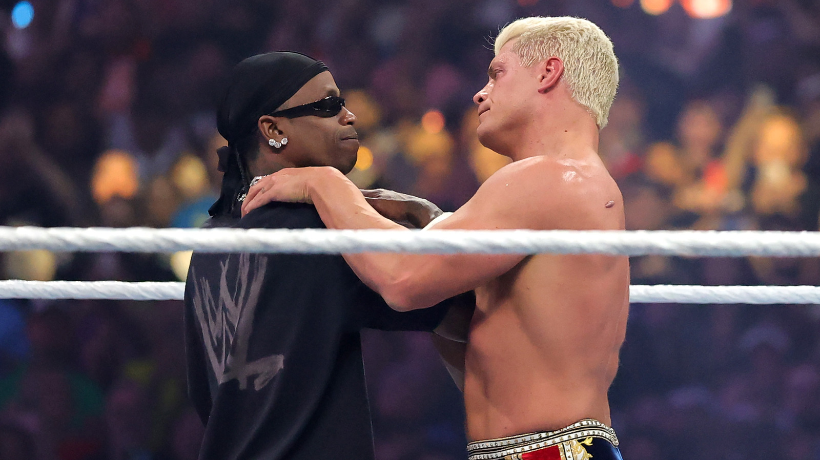 Según los informes, WWE tuvo una 'pelea' con el rapero Travis Scott, alterando los planes de 2K25 DLC