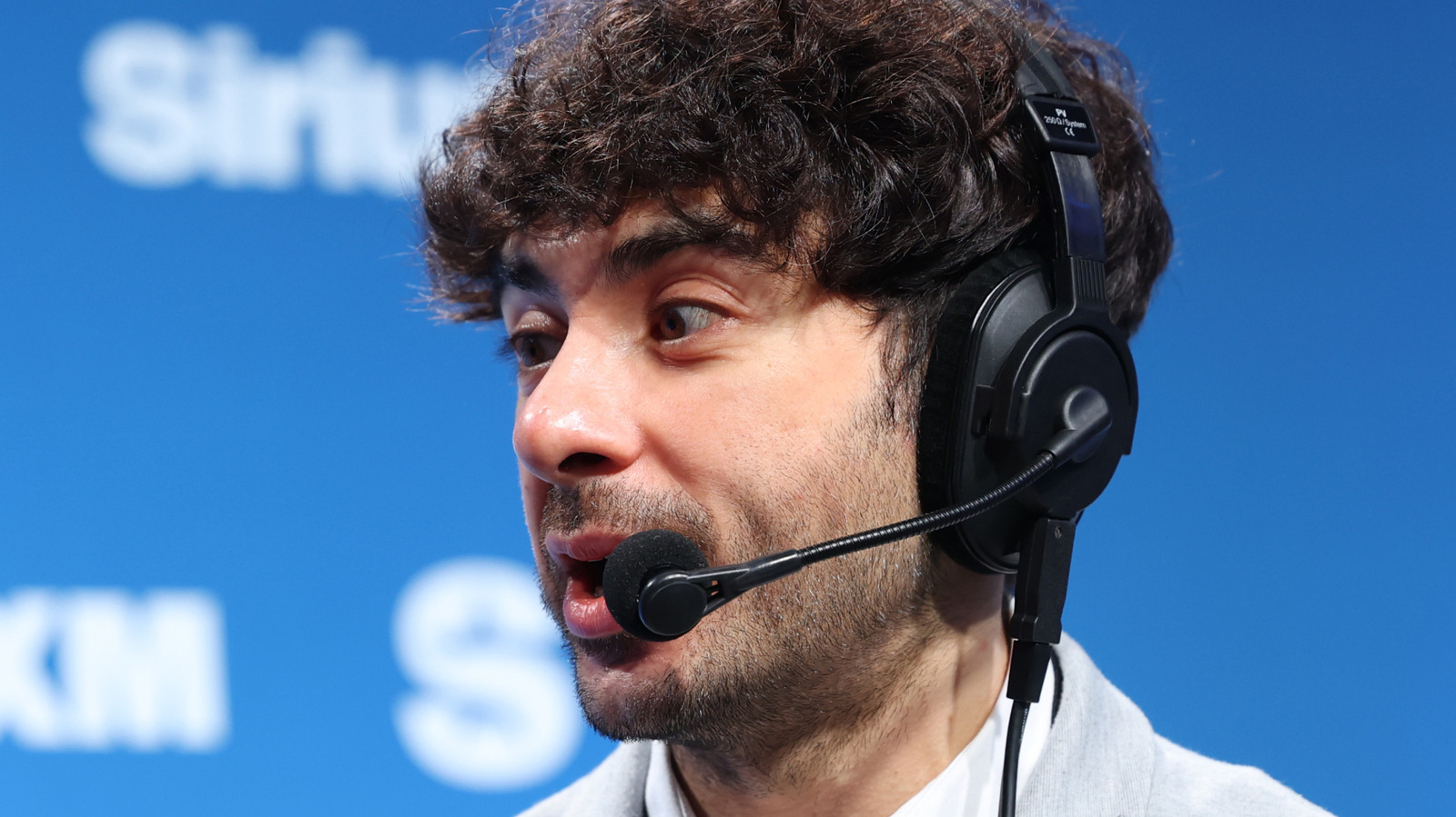 Según los informes, la estrella de AEW-Roh sufrió una lesión en el cuello en el reciente show de CMLL-NJPW