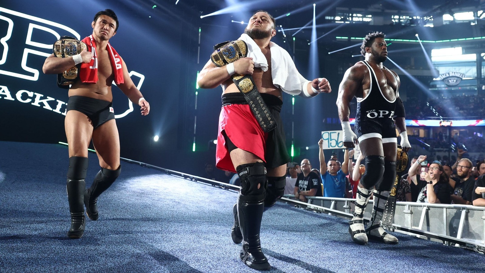 Según los informes, un miembro de los campeones de AEW TRIOS programó un tiempo libre