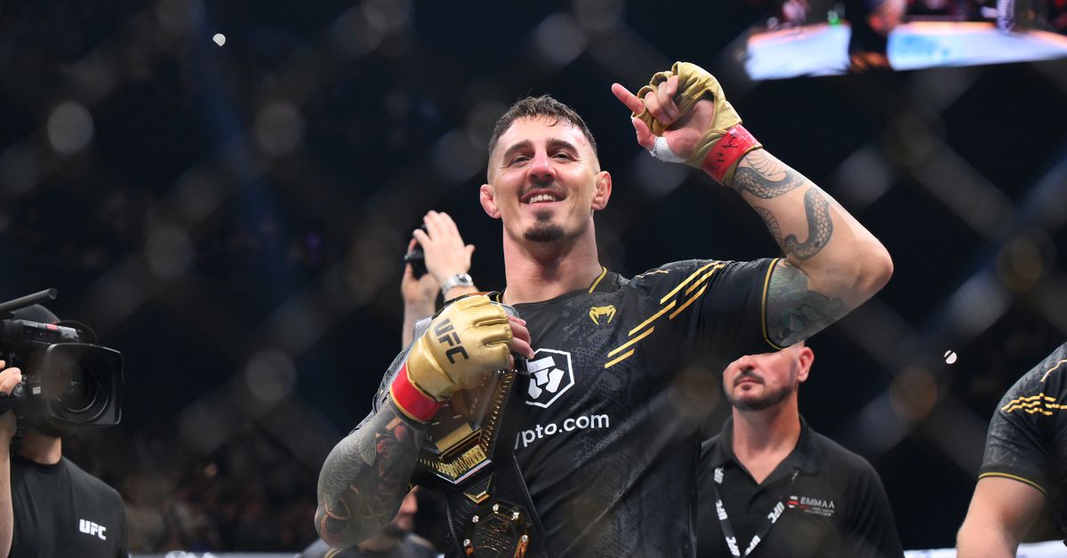 Tom Aspinall reacciona a la primera defensa del título de peso pesado indiscutible vs. Ciryl Gane en UFC 321