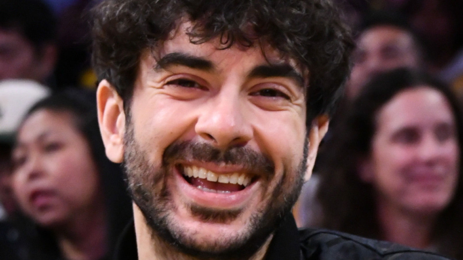 Tony Khan detalles sacando a Adam Cole de AEW All en 2025