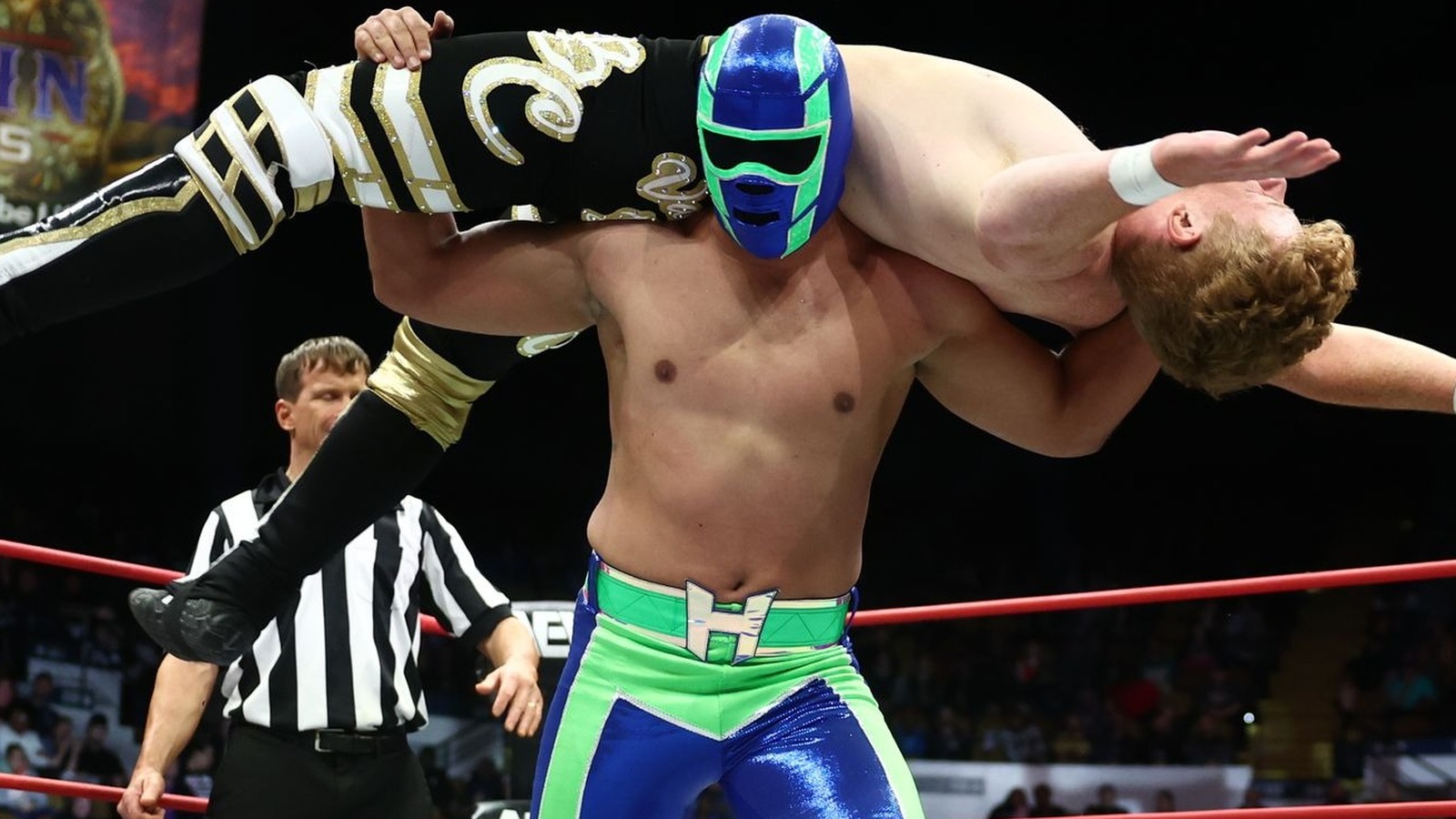 AEW Collision se burla de la llegada inminente de la versión aparentemente malvada del personaje de Hologram