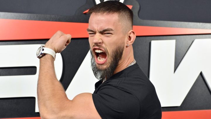 Actualización entre detrás del escenario sobre el estado de la WWE de la teoría de Austin