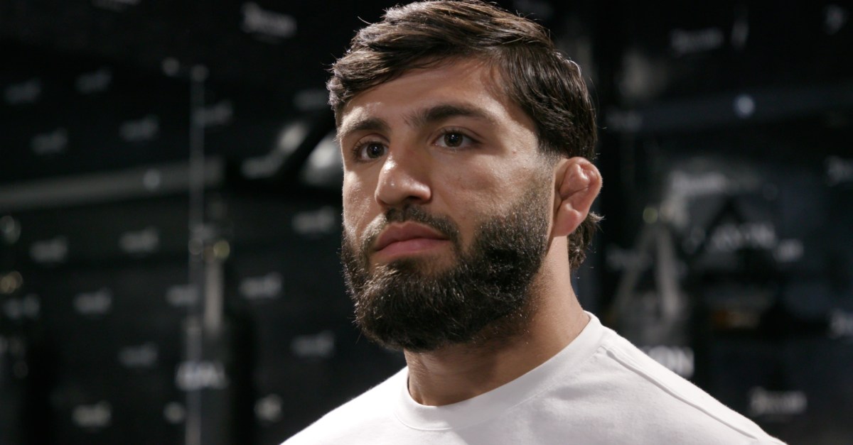 Arman Tsarukyan llama a la campeona de UFC Ilia Topuria's Bluff: 'Solo renuncia al cinturón'